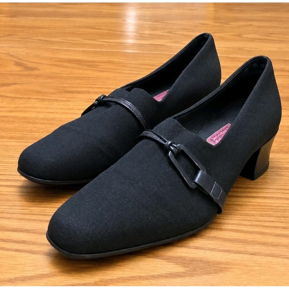 Munro American Cindi Womens Brown Stretch Slip On Block Heel Shoes Size 8 NWOB